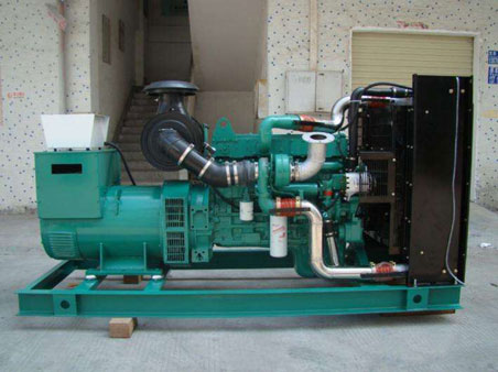 金寨1100kw康明斯柴油发电机组图片 金寨1100kw康明斯柴油发电机组图片